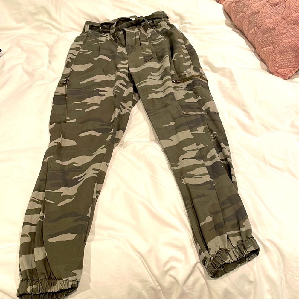 Womens size XS Express camp dress joggers